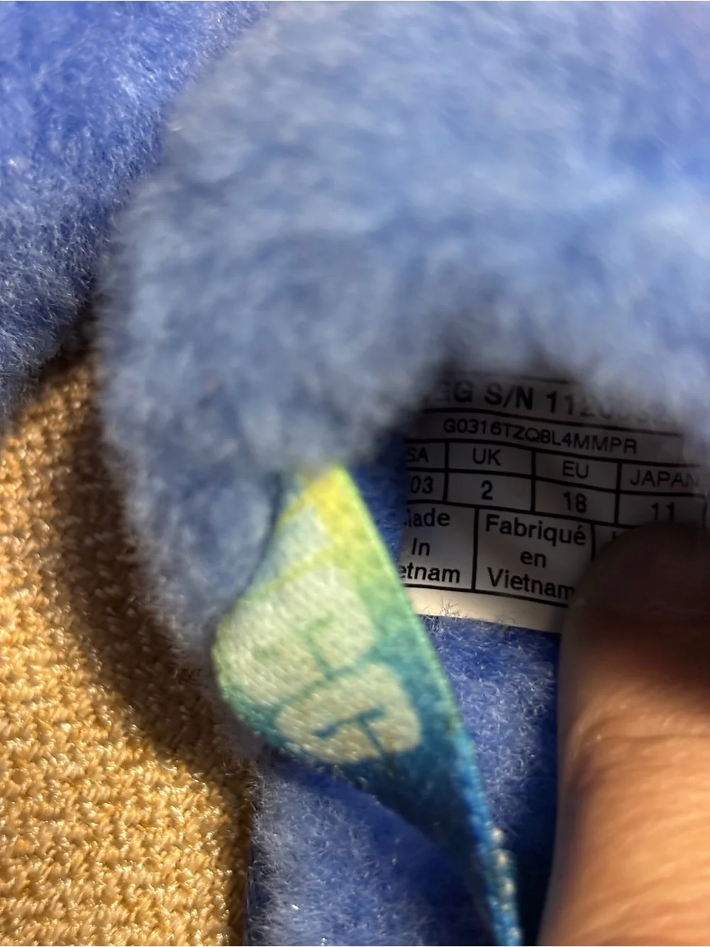 UGG Baby fluff yeah slides size 2/3 Blue